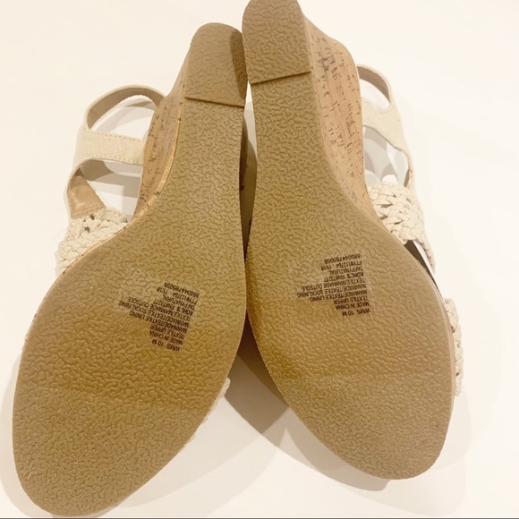 SO® Women's Basket Weave Platform Wedge Sandals - Picture 4 of 4